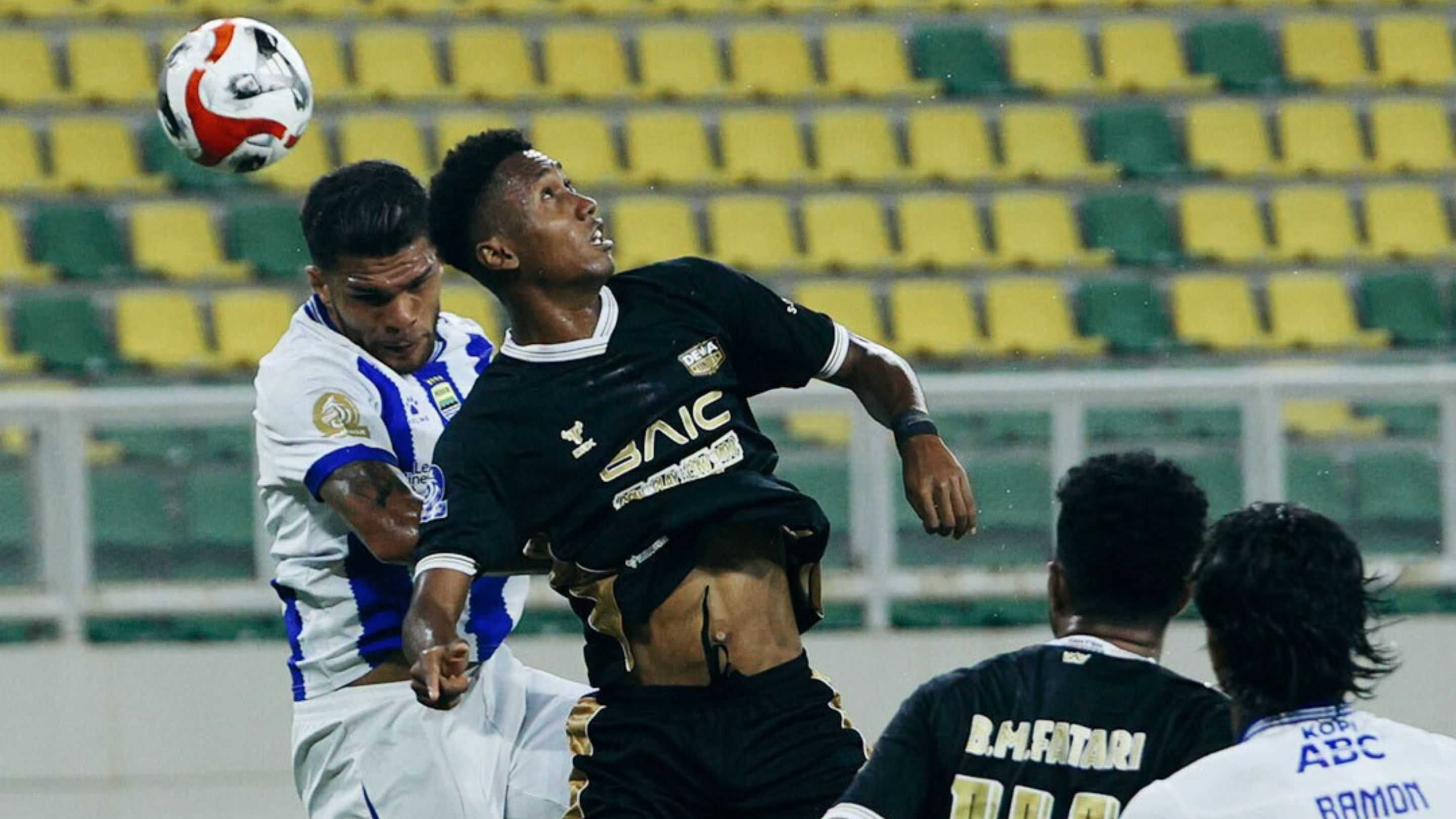 Sempat Tertinggal Dua Gol, Persib Bandung Tahan Imbang dan Gagalkan Kemenangan Dewa United